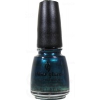 Tongue and Chic By China Glaze